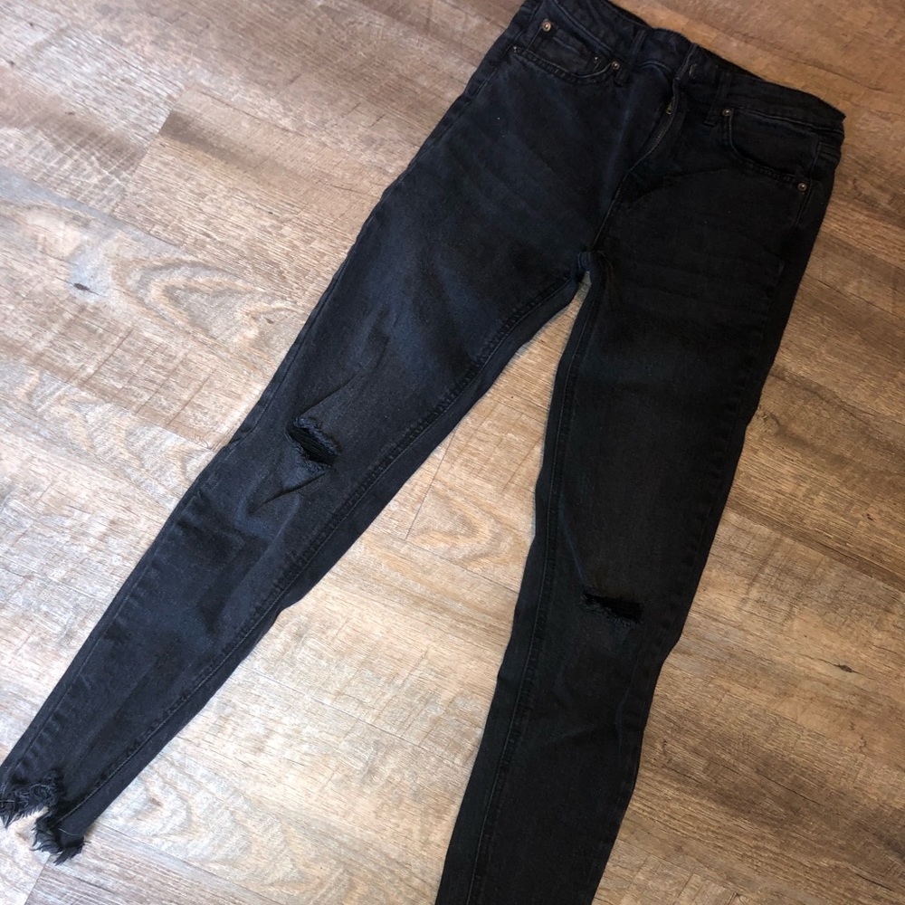 Black distressed jeans